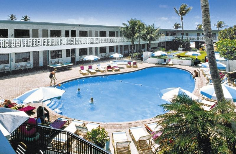 Travelodge Monaco Beach Resort Sunny Isles Beach Bagian luar foto