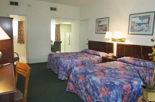 Travelodge Monaco Beach Resort Sunny Isles Beach Bagian luar foto